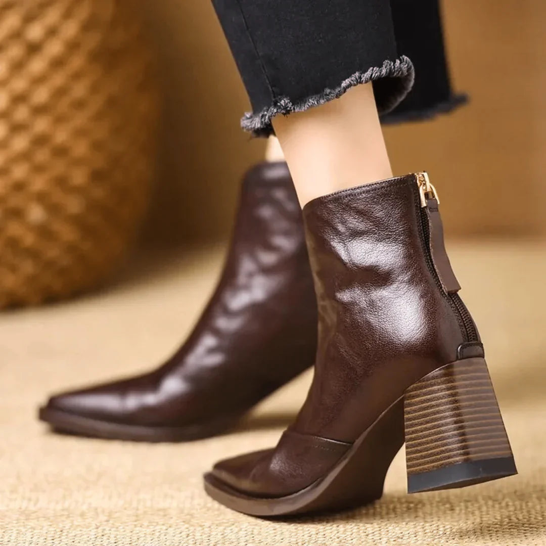 LAS BOTAS OLIVIA